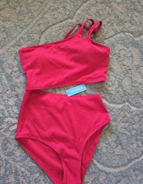 Nique Hot Pink Ribbed One-Shoulder Bikini Set